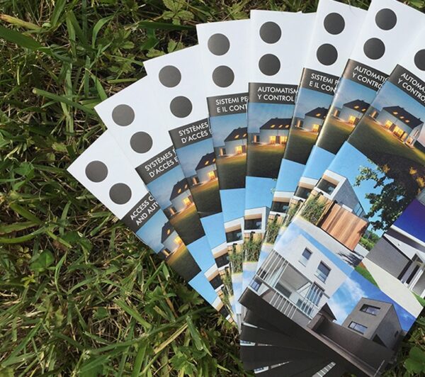 Opuscoli Brochure Personalizzati Autocopertinati 10x21 | SISTAMPA